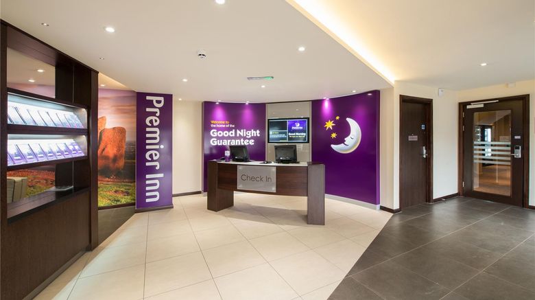<b>Premier Inn Stourbridge Town Centre Lobby</b>. Images powered by <a href="https://iceportal.shijigroup.com/" title="IcePortal" target="_blank">IcePortal</a>.
