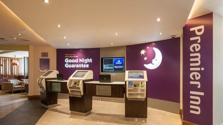 Premier Inn Brighton City Centre Lobby