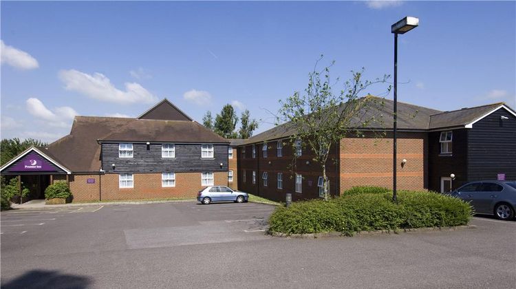 Premier Inn Ashford North Exterior