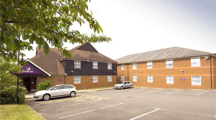 Premier Inn Ashford North Exterior
