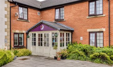 Premier Inn Waltham Abbey