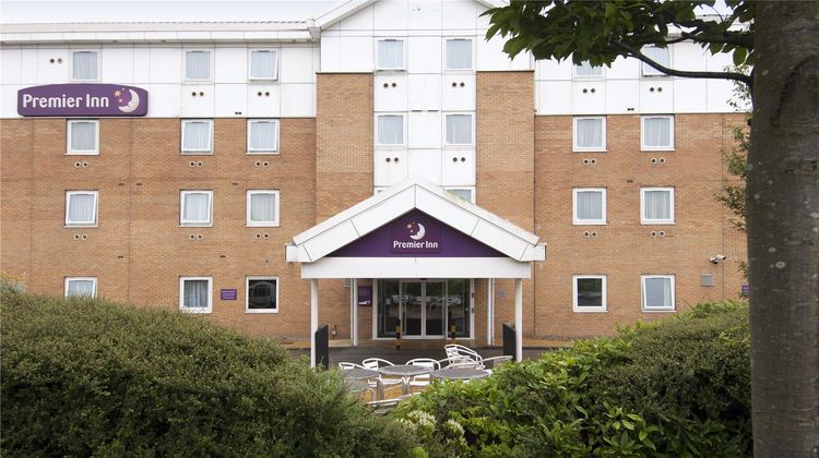 Premier Inn Leeds City West Exterior