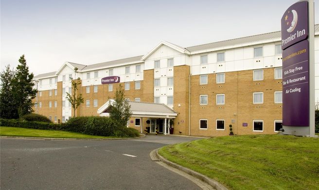 Premier Inn Leeds City West Exterior
