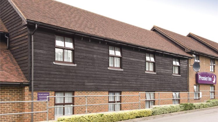 Premier Inn Sandhurst Exterior
