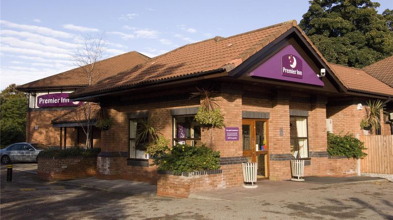 <b>Premier Inn Liverpool (West Derby) Exterior</b>. Images powered by <a href="https://iceportal.shijigroup.com/" title="IcePortal" target="_blank">IcePortal</a>.