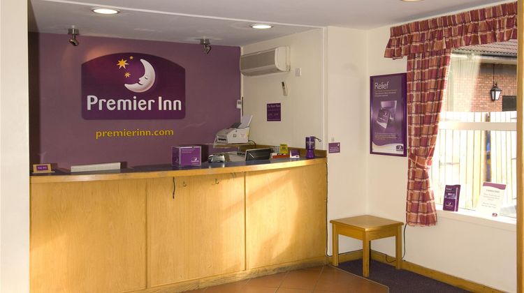 Premier Inn Liverpool (West Derby) Lobby