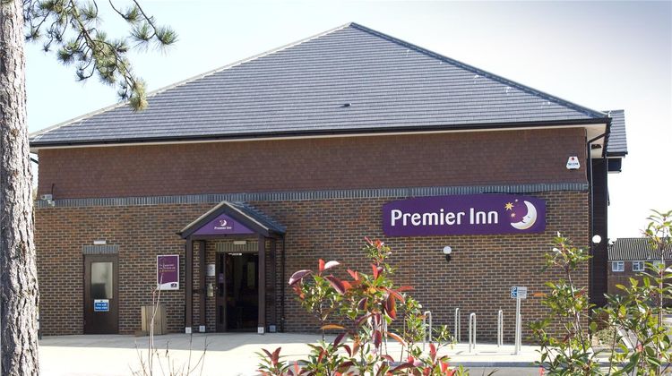 Premier Inn Littlehampton Exterior