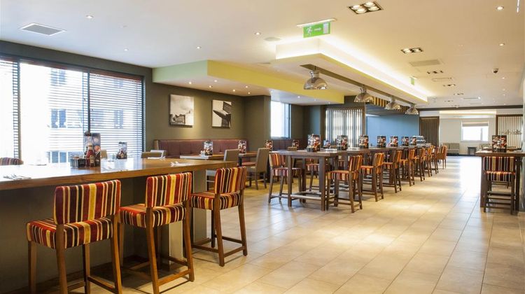 Premier Inn Hotel Woking Town Centre Restaurant
