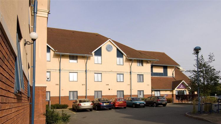 Premier Inn Worcester Exterior