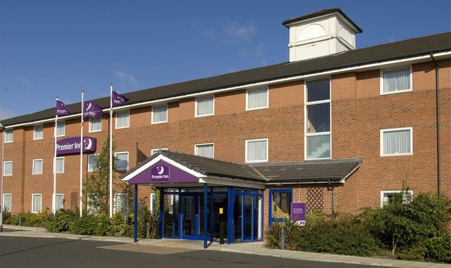 Premier Inn Newcastle (Washington) Exterior