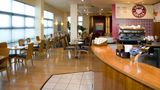 <b>Premier Inn London Wimbledon South Restaurant</b>. Images powered by <a href="https://iceportal.shijigroup.com/" title="IcePortal" target="_blank">IcePortal</a>.