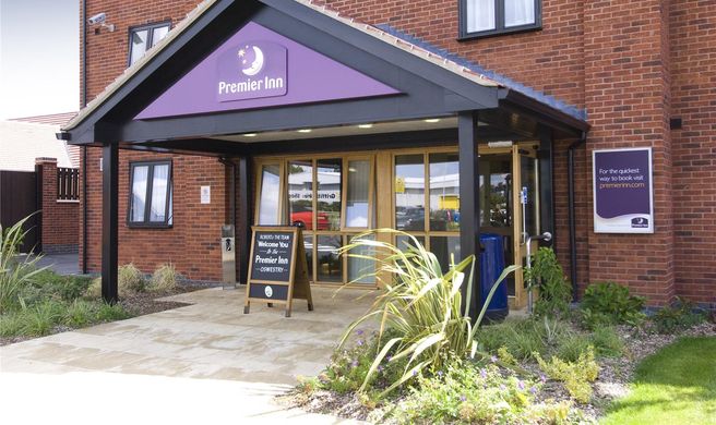 Premier Inn Oswestry Exterior