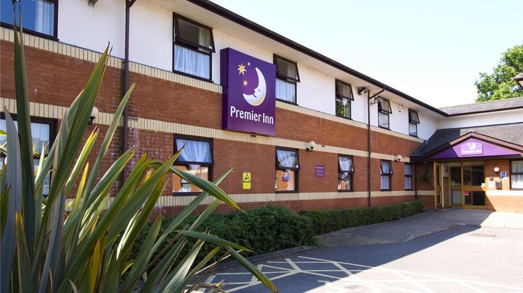 Premier Inn Fareham Exterior