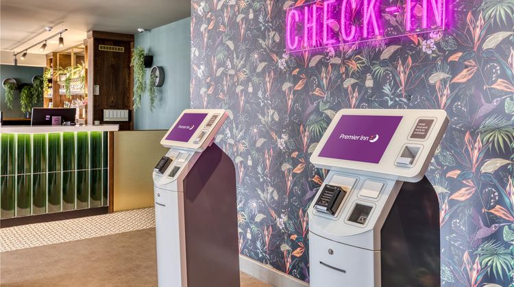 Premier Inn Southampton West Quay Lobby