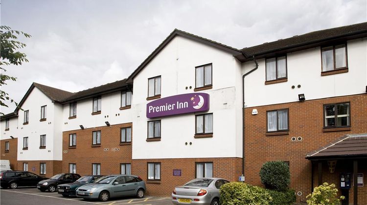 Premier Inn London Hayes Heathrow(North) Exterior