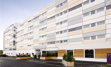 Premier Inn Manchester Airport South