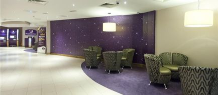 Premier Inn Halifax Town Centre Lobby