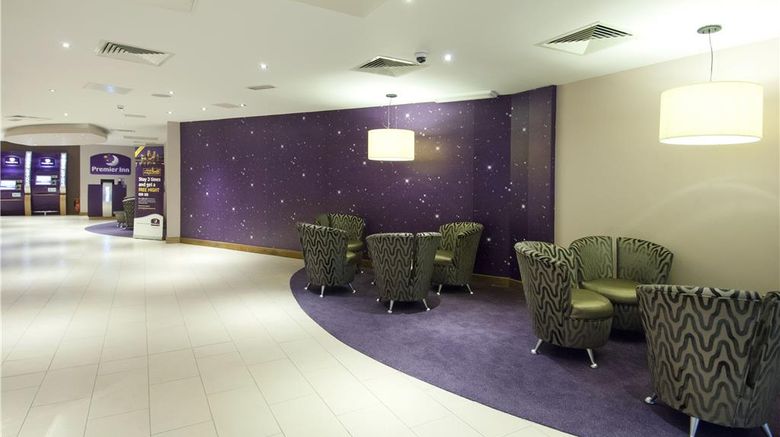 <b>Premier Inn Halifax Town Centre Lobby</b>. Images powered by <a href="https://iceportal.shijigroup.com/" title="IcePortal" target="_blank">IcePortal</a>.