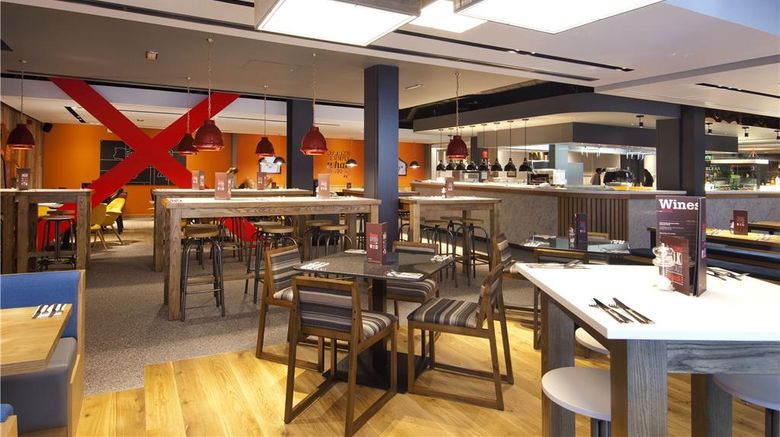 <b>Premier Inn Halifax Town Centre Restaurant</b>. Images powered by <a href="https://iceportal.shijigroup.com/" title="IcePortal" target="_blank">IcePortal</a>.
