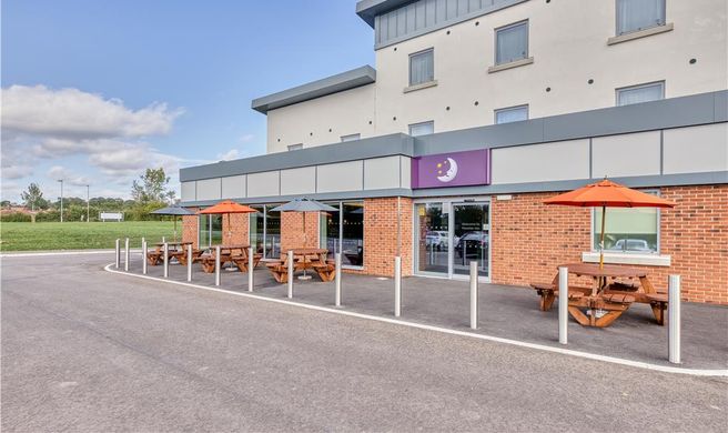 Premier Inn Pickering Exterior