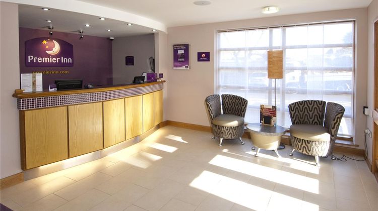 Premier Inn Christchurch / Highcliffe Lobby