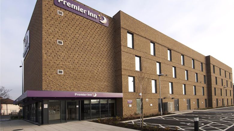 <b>Premier Inn London Dagenham Exterior</b>. Images powered by <a href="https://iceportal.shijigroup.com/" title="IcePortal" target="_blank">IcePortal</a>.