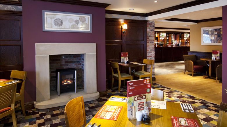 <b>Premier Inn London Dagenham Restaurant</b>. Images powered by <a href="https://iceportal.shijigroup.com/" title="IcePortal" target="_blank">IcePortal</a>.