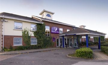 Premier Inn Rugby North (Newbold)