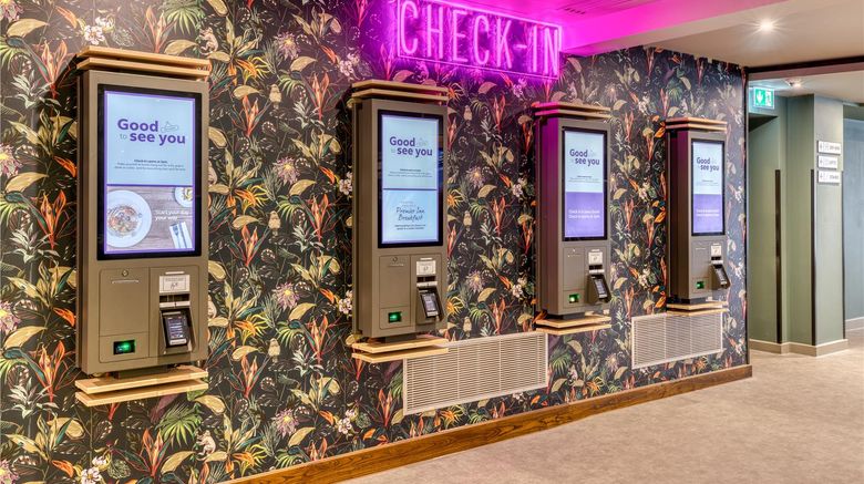 <b>Premier Inn Aldershot Lobby</b>. Images powered by <a href="https://iceportal.shijigroup.com/" title="IcePortal" target="_blank">IcePortal</a>.