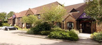 Premier Inn Bridgend M4 J35 Exterior