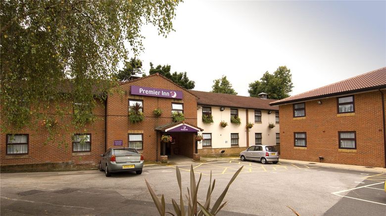 <b>Premier Inn Nottingham South Exterior</b>. Images powered by <a href="https://iceportal.shijigroup.com/" title="IcePortal" target="_blank">IcePortal</a>.