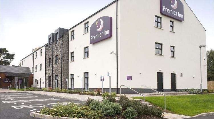 Premier Inn Lisburn Exterior