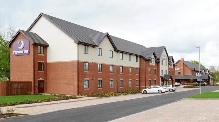 Premier Inn Redditch North (A441) Exterior