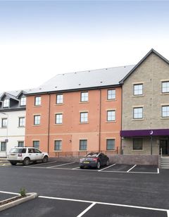 Premier Inn Monmouth hotel