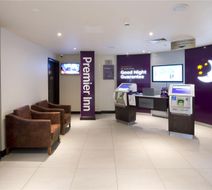 Premier Inn Monmouth hotel Lobby