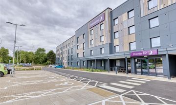 Premier Inn Milton Keynes - Willen Lake