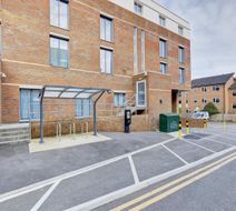 Premier Inn Haywards Heath Exterior
