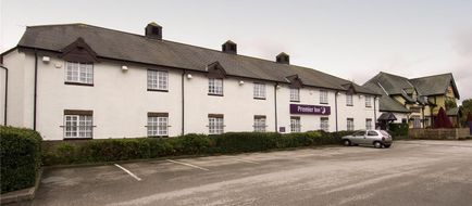 Premier Inn Wirral (Greasby) Exterior