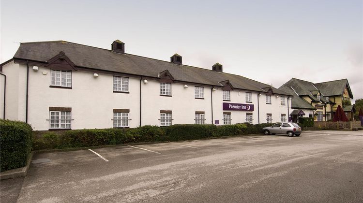 Premier Inn Wirral (Greasby) Exterior