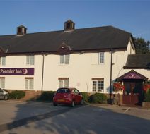 Premier Inn Wirral (Greasby) Exterior