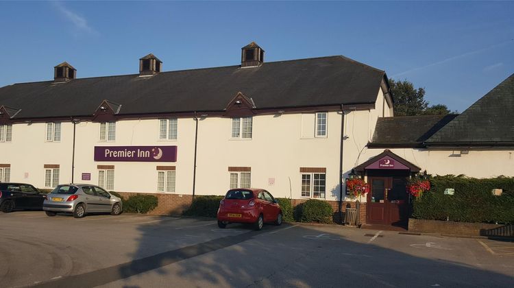 Premier Inn Wirral (Greasby) Exterior