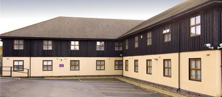 Premier Inn Bolton West Exterior