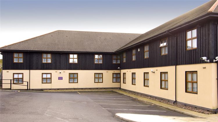 Premier Inn Bolton West Exterior