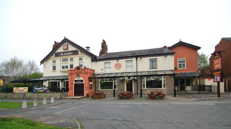 Premier Inn Bolton West Exterior