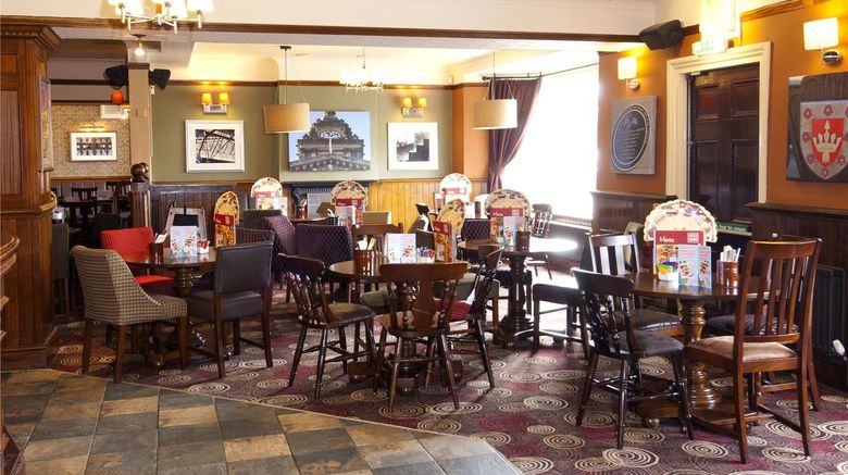 <b>Premier Inn Bolton West Restaurant</b>. Images powered by <a href="https://iceportal.shijigroup.com/" title="IcePortal" target="_blank">IcePortal</a>.