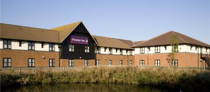 Premier Inn Clacton-On-Sea Exterior