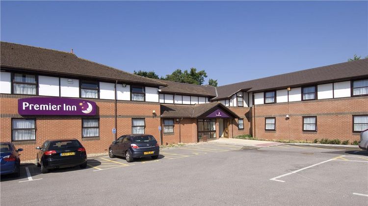 Premier Inn Southampton North Exterior