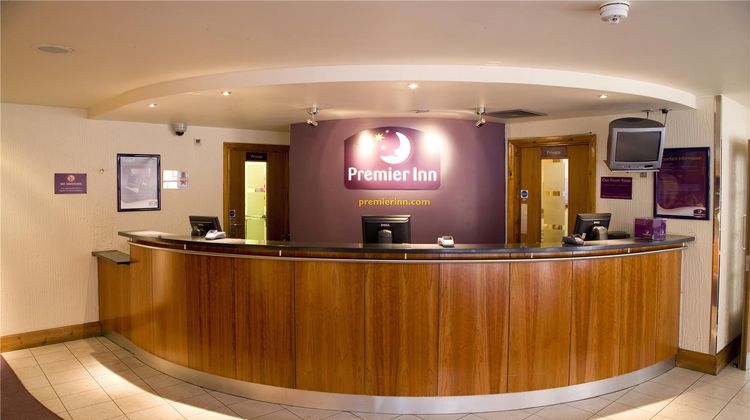 Premier Inn London Kew Lobby
