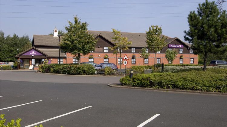 Premier Inn Walsall (M6, J10) Exterior