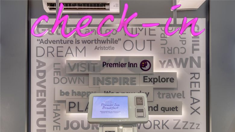 <b>Premier Inn London Harrow Lobby</b>. Images powered by <a href="https://iceportal.shijigroup.com/" title="IcePortal" target="_blank">IcePortal</a>.